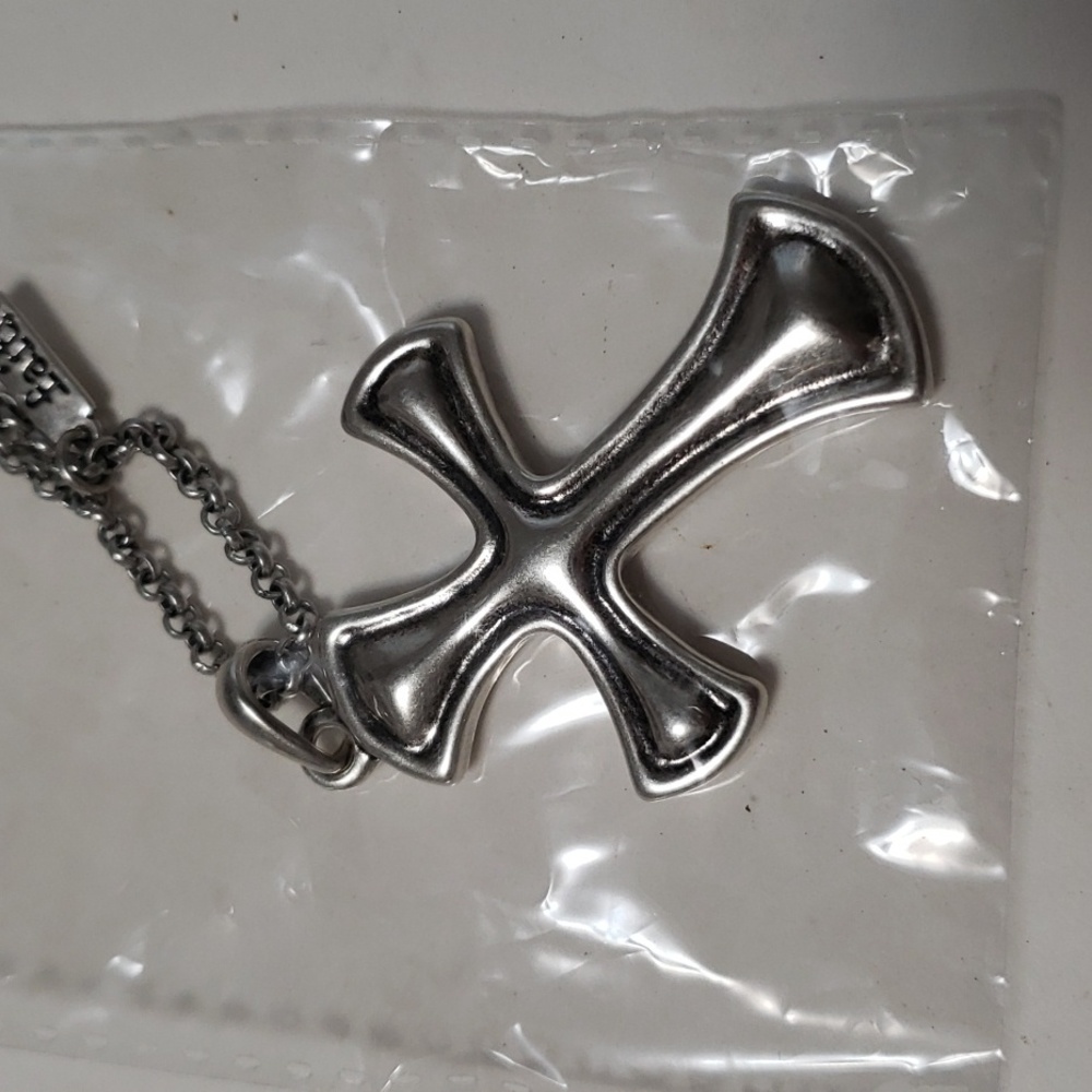 HALLE JOY HOPE CROSS NECKLACE NWT
